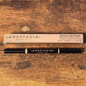 Anastasia Beverly Hills Brow Definer Triangular Brow Pencil - TAUPE - Full Size